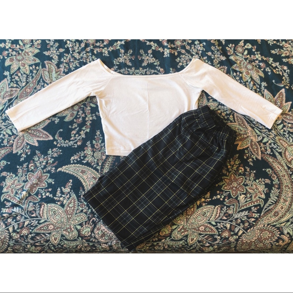 Off the shoulder Crop Top ⚡️